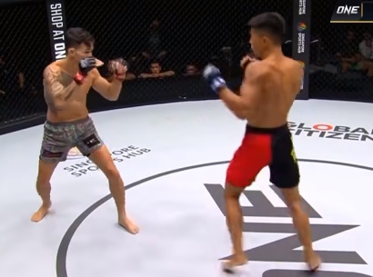 ONE唐凯击败丹勒 成为中国首个男子MMA世界冠军