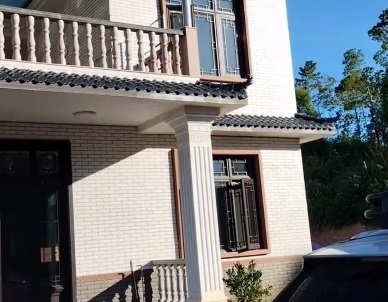 广西一女子花28万农村建房 2层380平米