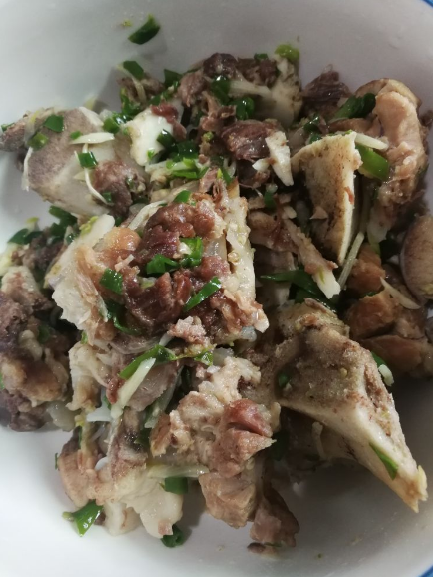 找妹子咯 找未来的媳妇咯 做好吃的给你吃